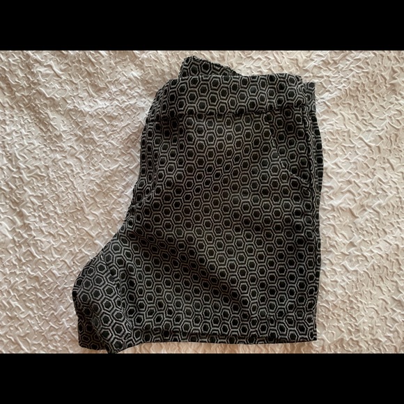 Metaphor shorts - Picture 3 of 4